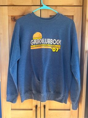 Grace Lubbock '07 homeschool group Navy Graphic vintage Crewneck Sweatshirt M